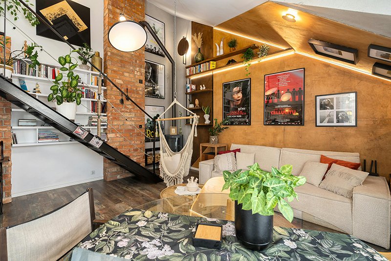 Furnishing a Seattle Home Frugally hero image