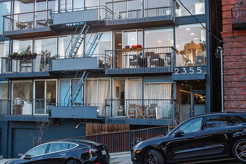 Stairs and Lot Elevation in Seattle hero image